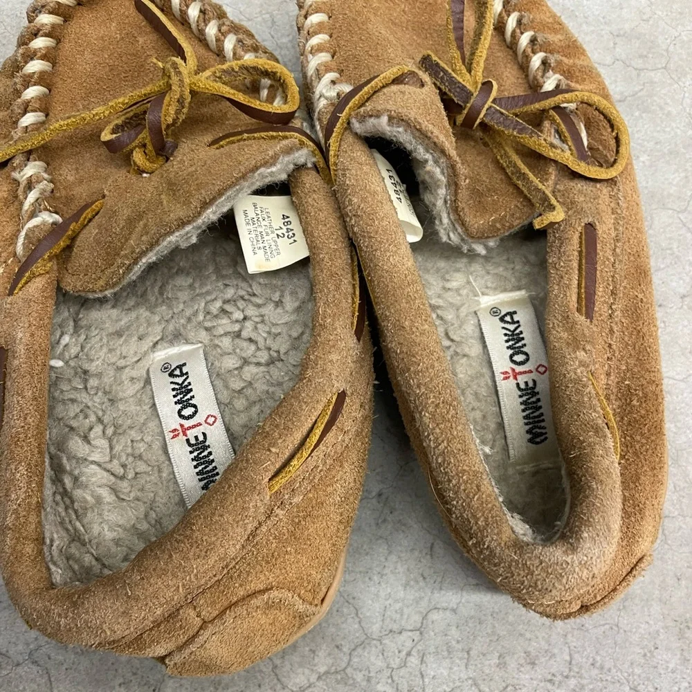 Minnetonka Kids Moccasins Size 12